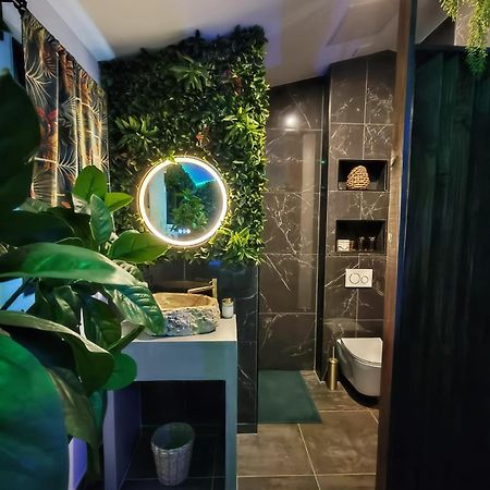 La Jungle Room Rognac Exterior foto
